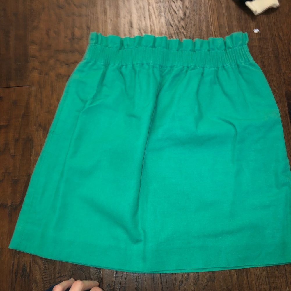 green jcrew skirt!